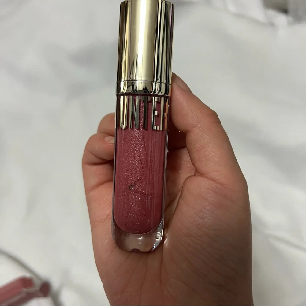 beautycounter beyond gloss magnolia shimmer discontinued Jan sale